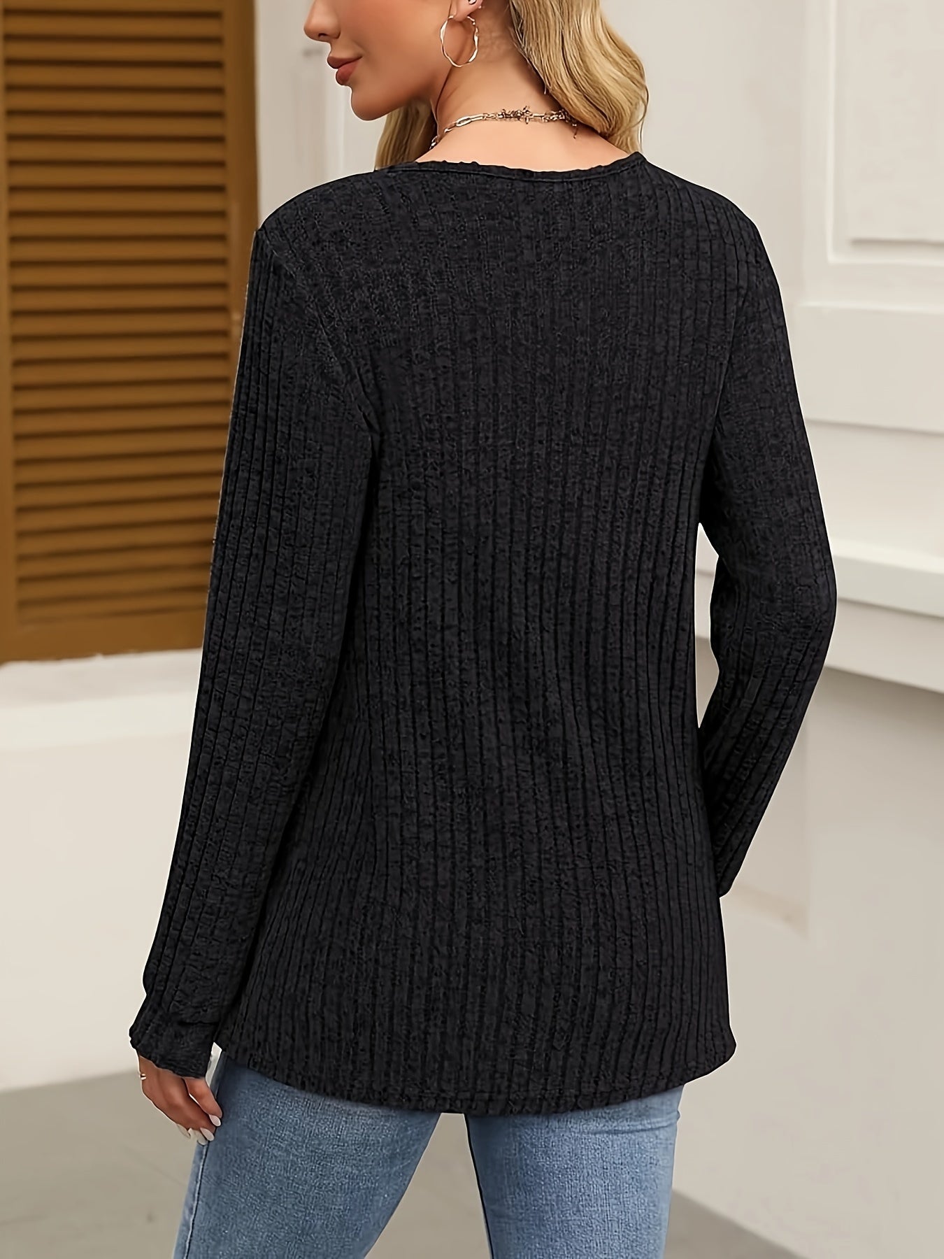 Carol | Elegant Fitted Button Knit Top
